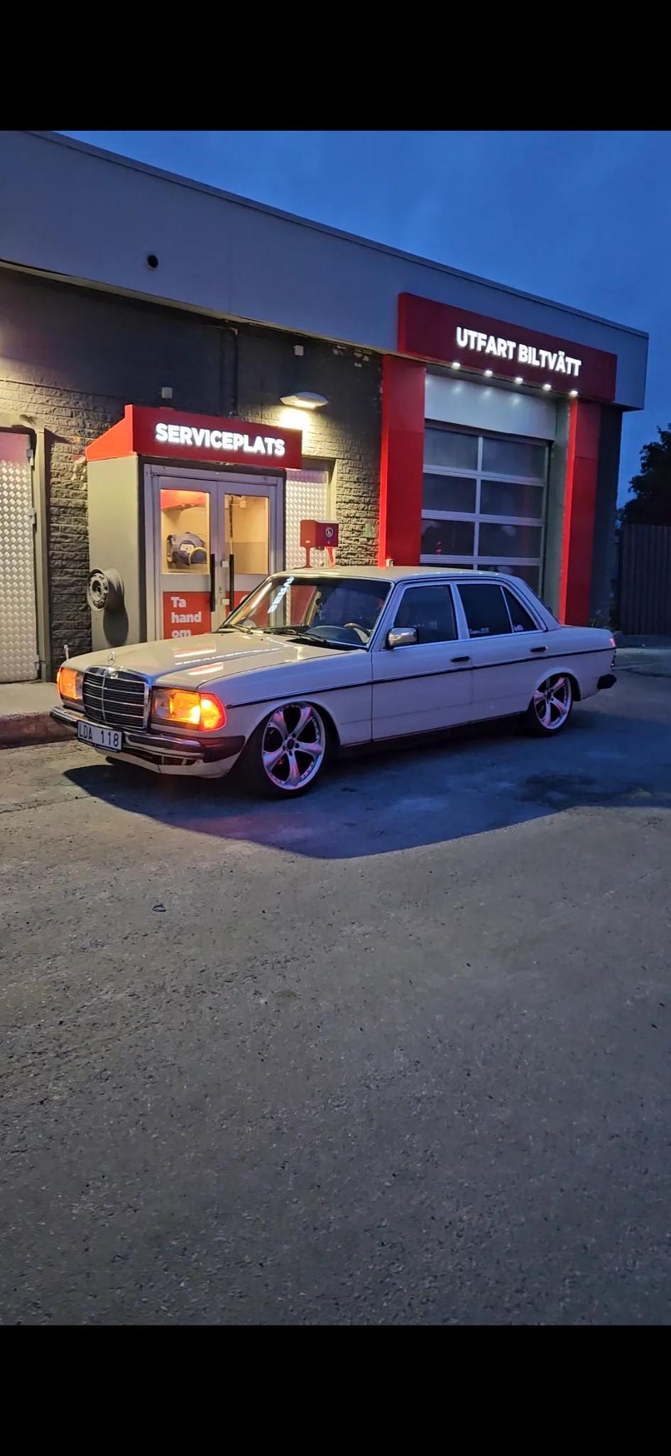 Bild 4 av mercedes w123