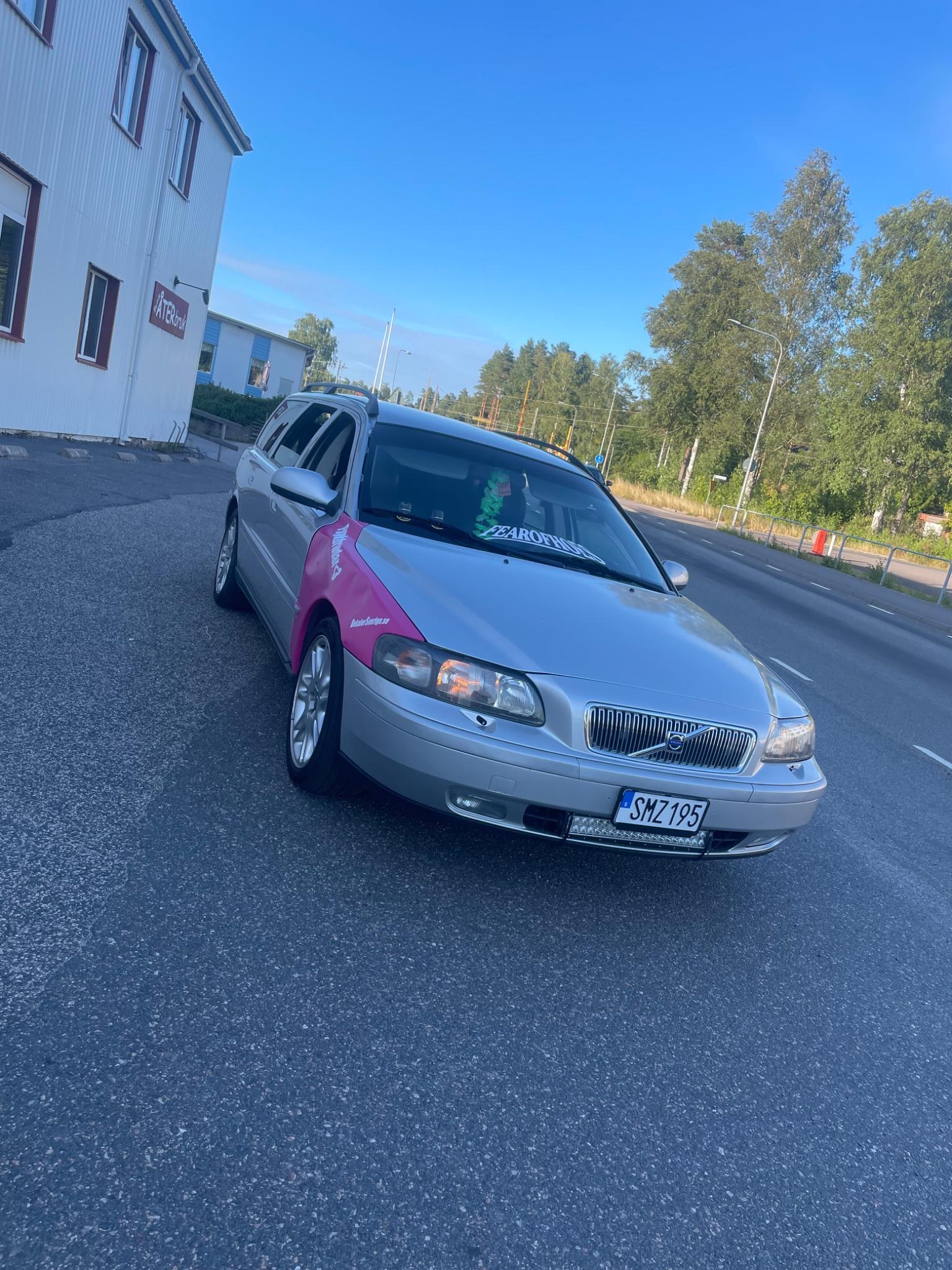 V70n 2001
