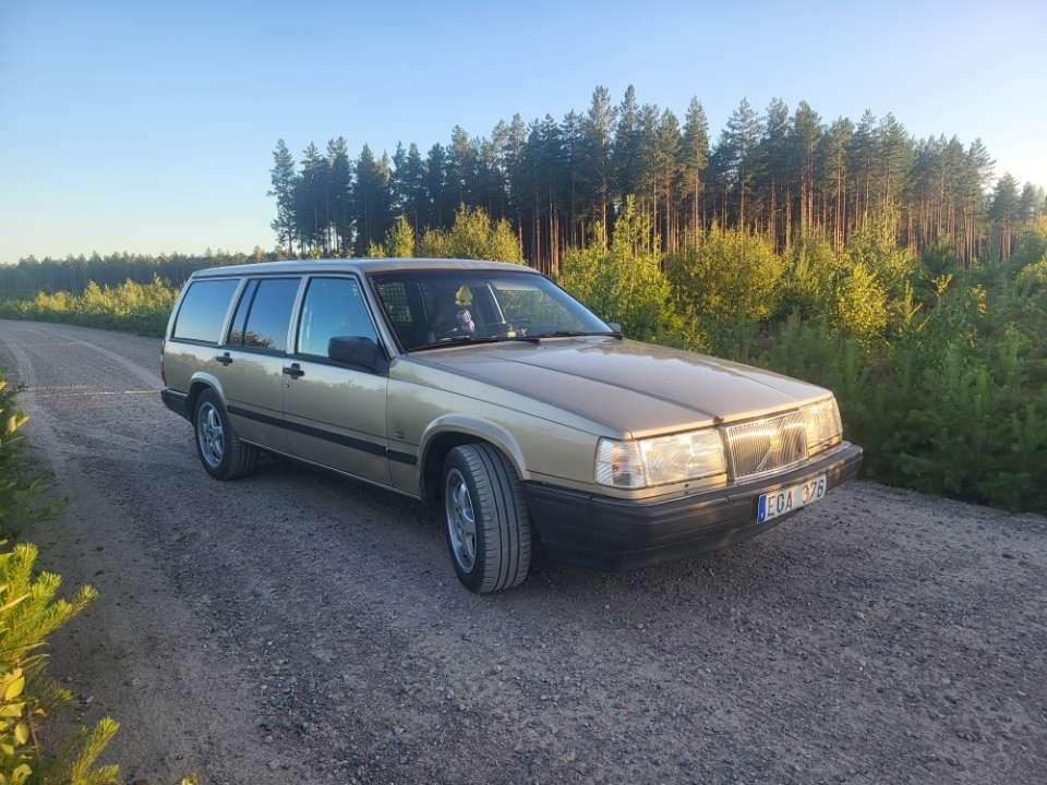 Bild 2 av Volvo 945