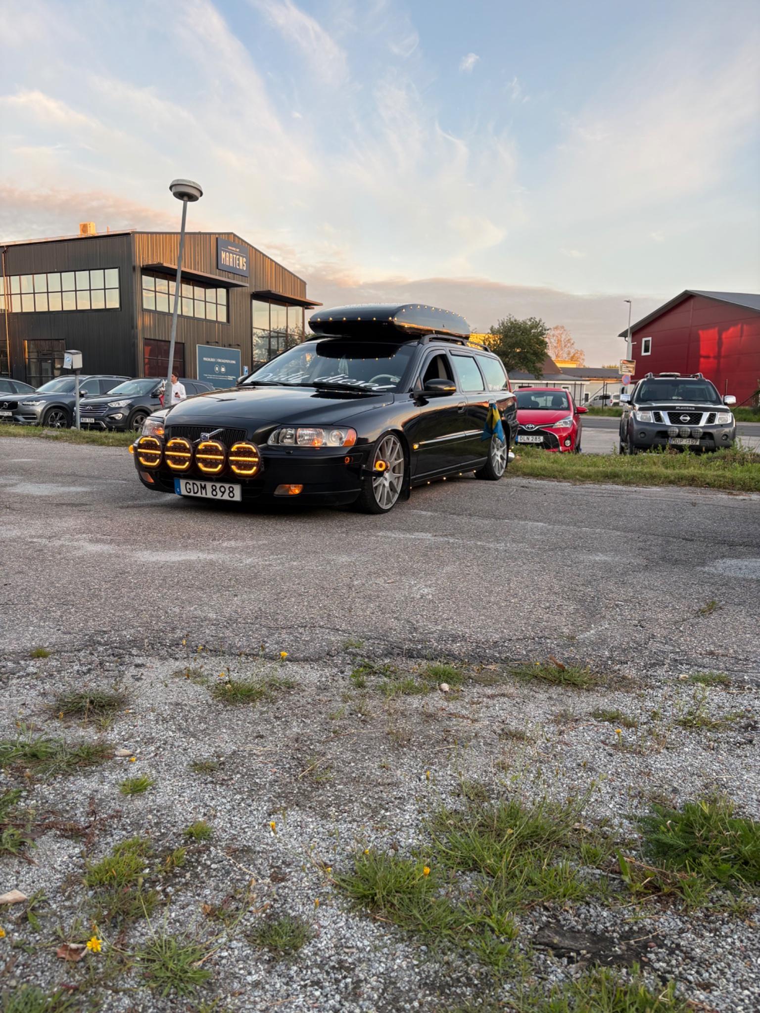 Bild 2 av Volvo v70n awd