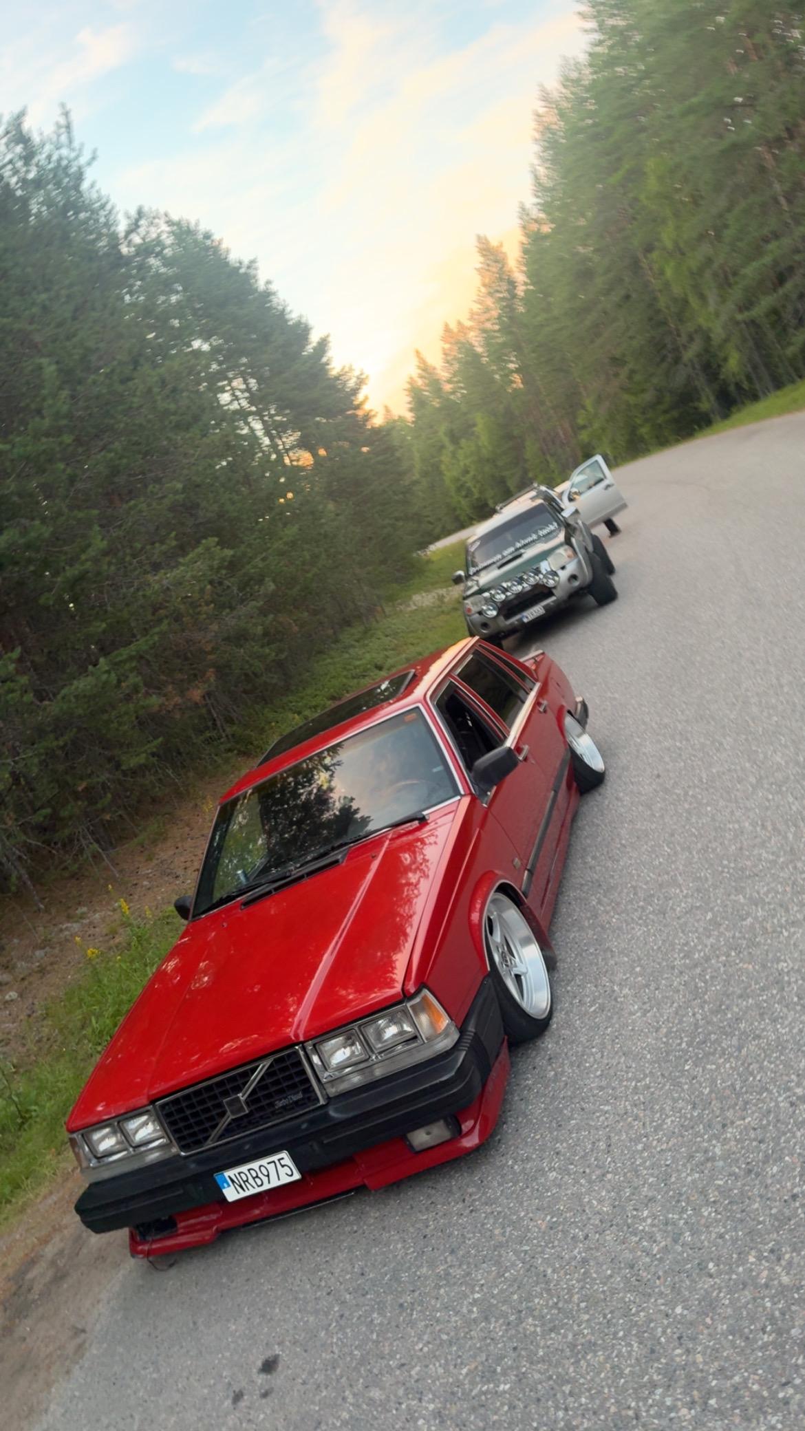 Bild 2 av Volvo 744 d5252t 4vägs luftfjädring
