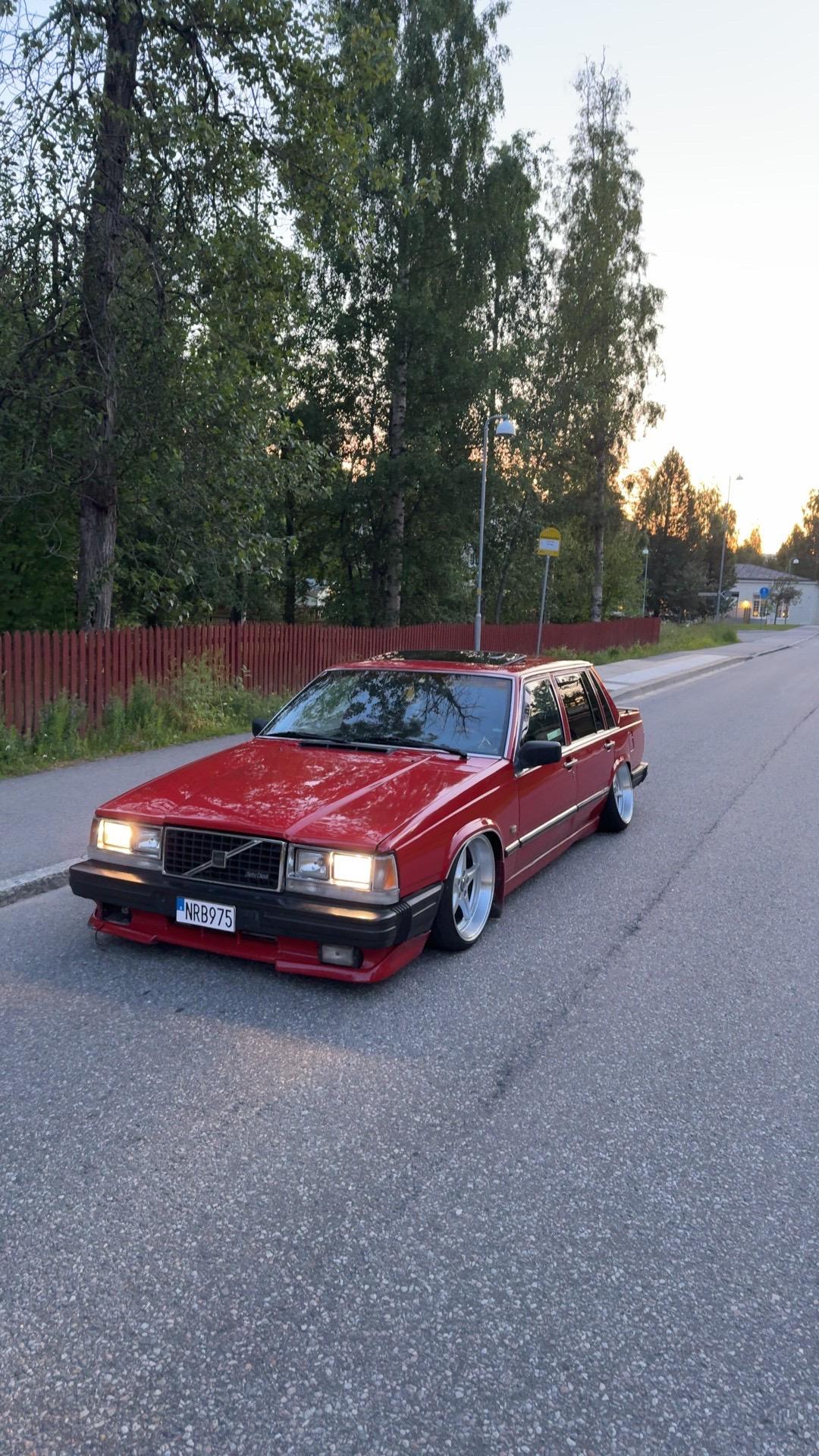 Bild 6 av Volvo 744 d5252t 4vägs luftfjädring