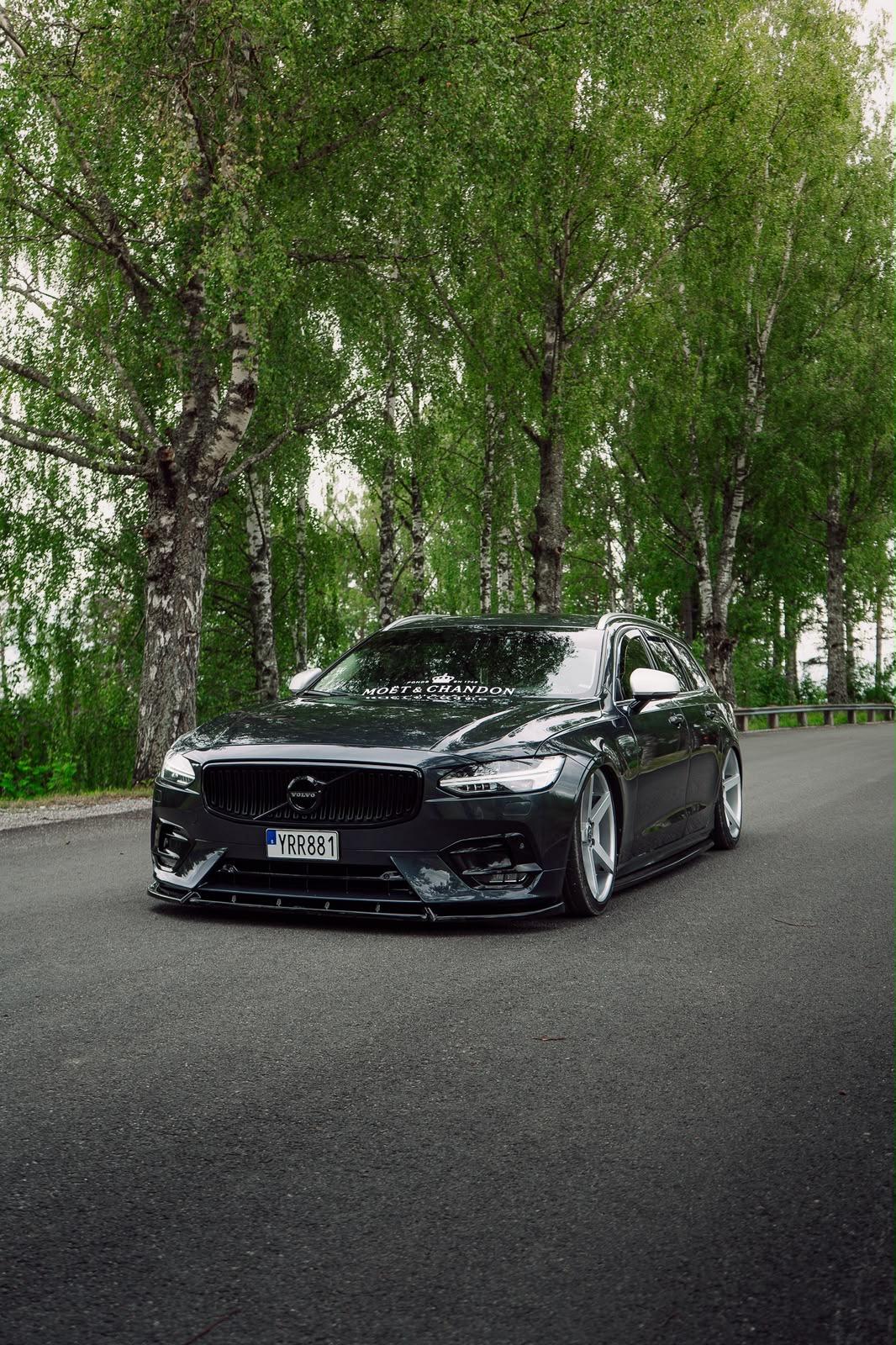 Volvo V90