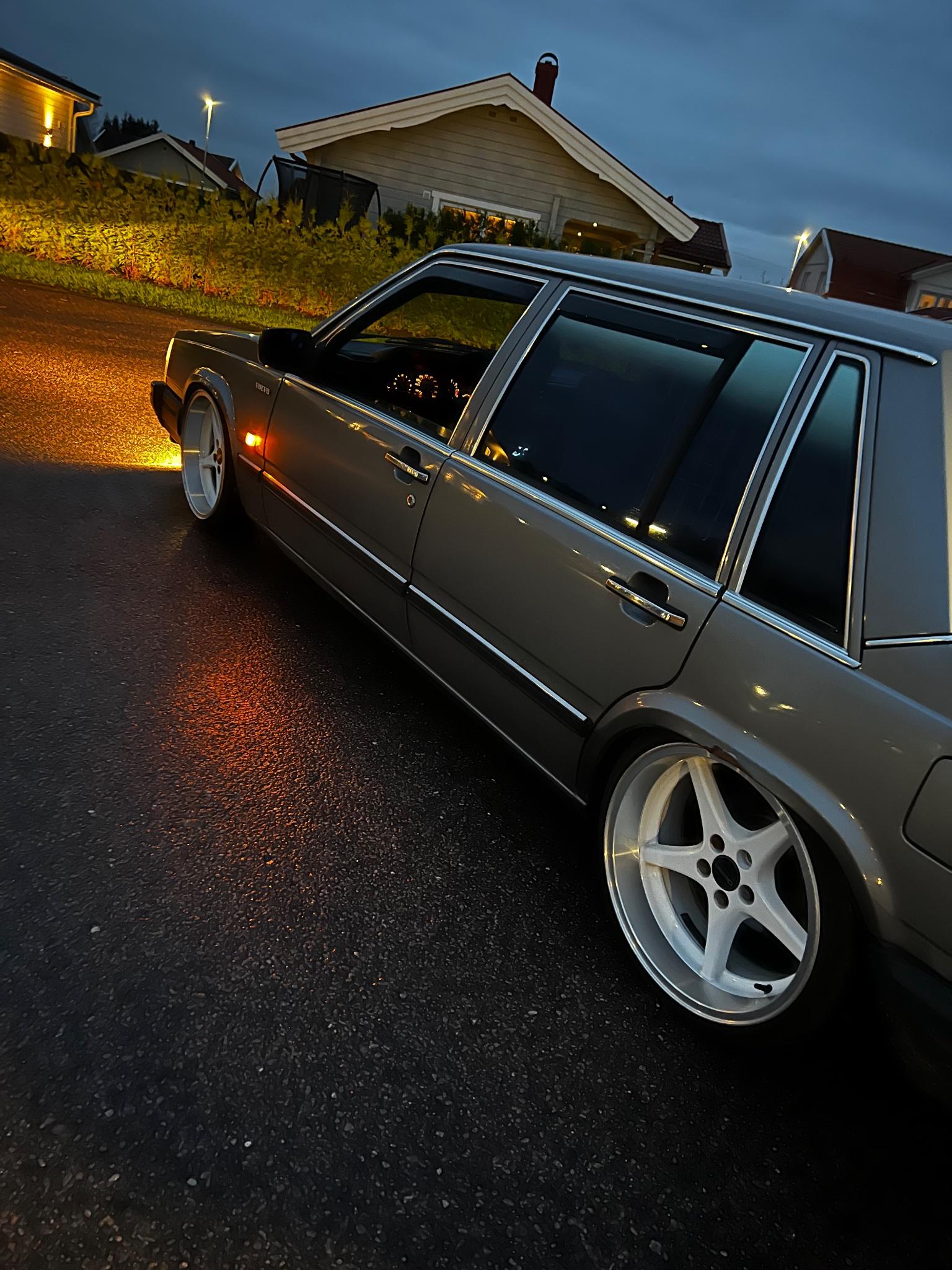 Bild 2 av Volvo 744
