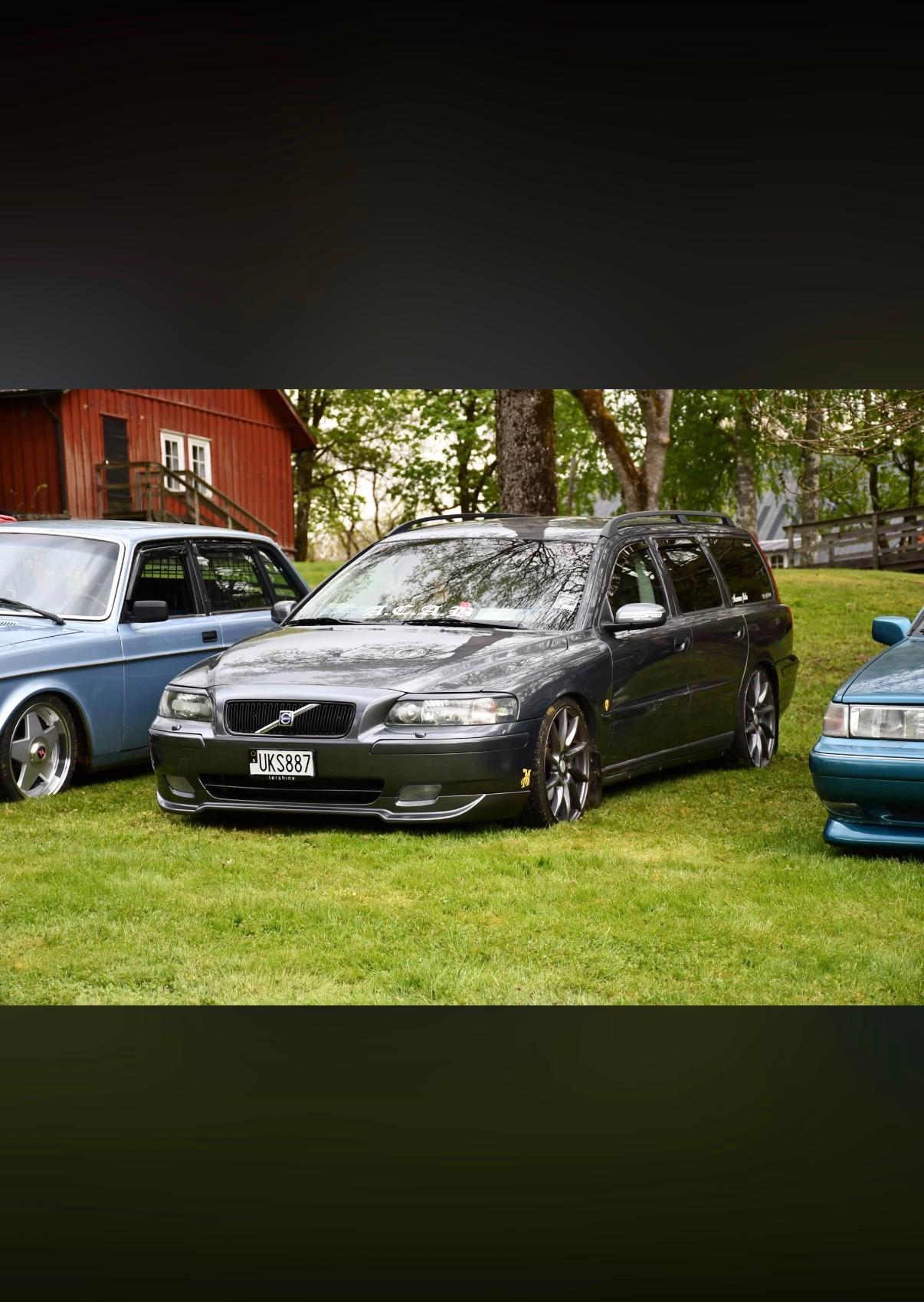 V70n 2004 2,5T