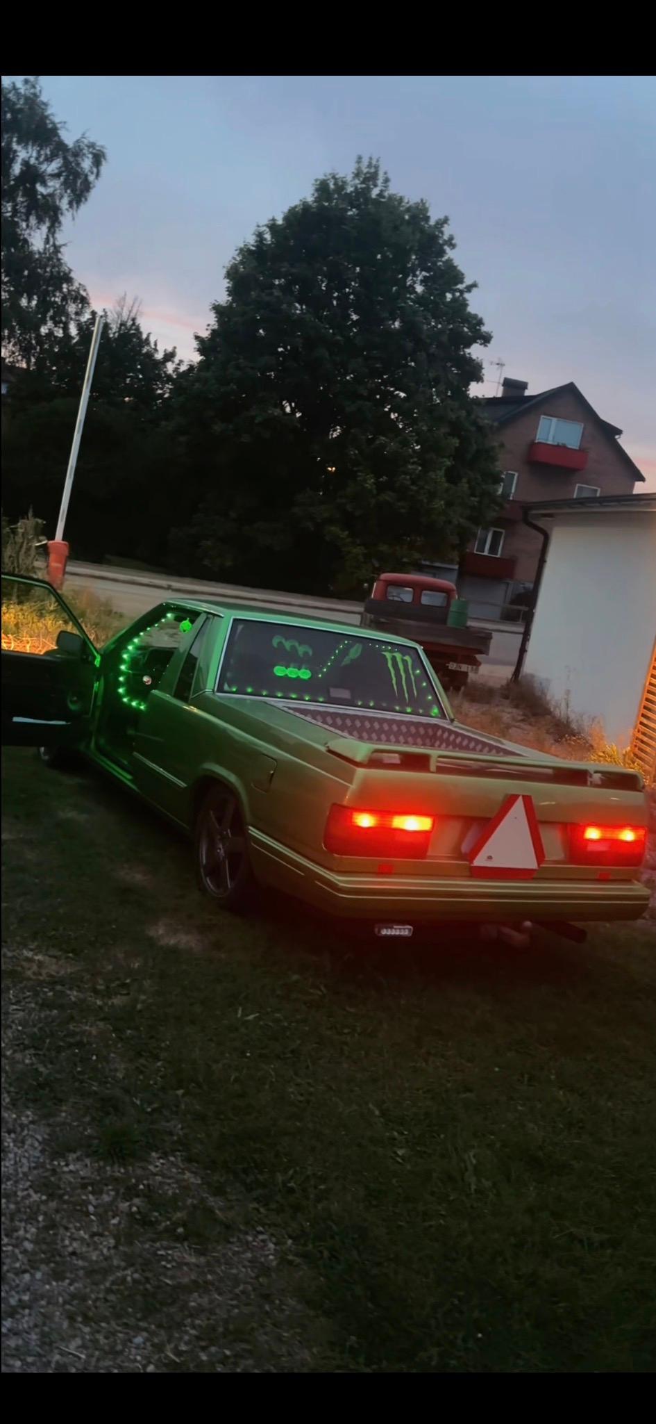 Bild 2 av Volvo 740 1990