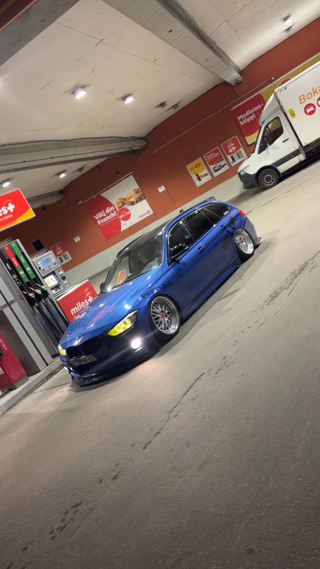 Film 1 av Bmw F31 Airlift