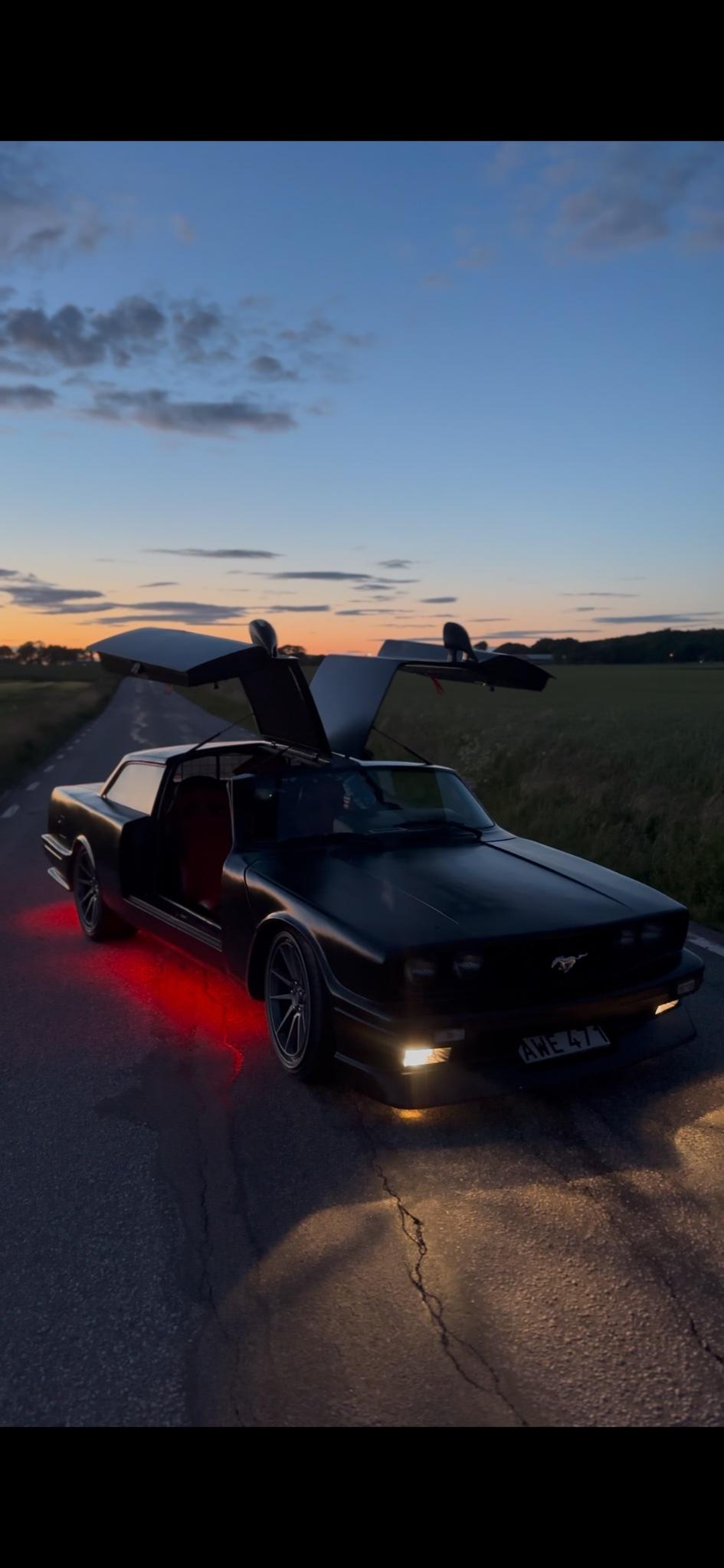 Volvo 142 Custom